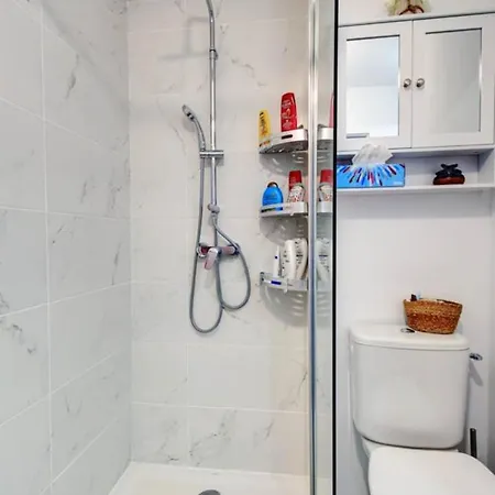 Apartman Le Lavandin 3 *, Parking *